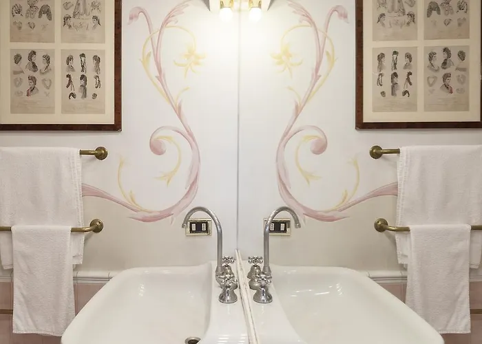 Piazza Colonna - Charme Holidays Řím