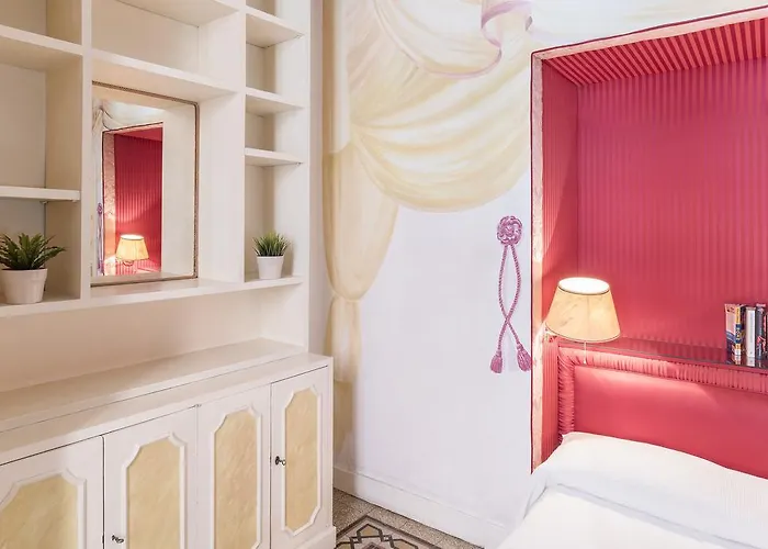 Apartmán Piazza Colonna - Charme Holidays Řím