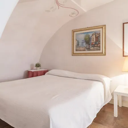 Piazza Colonna - Charme Holidays Apartment *