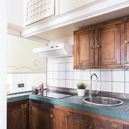 Apartment Piazza Colonna - Charme Holidays