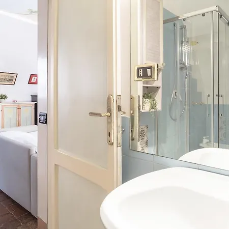 Piazza Colonna - Charme Holidays Apartment Rome